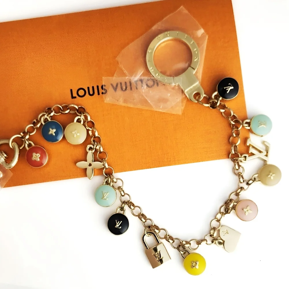 LV - Bag Charm - Picture 2 of 3